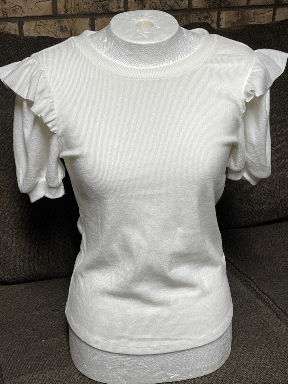 Hem & Thread White Ruffle Puff Sleeve Knit Top